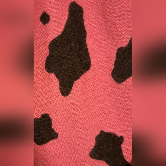 EUC Vintage Y2K Danielle Meucci Pink Cow Wool Casual Winter Snow Scarf w/ Pocket - Picture 4 of 10